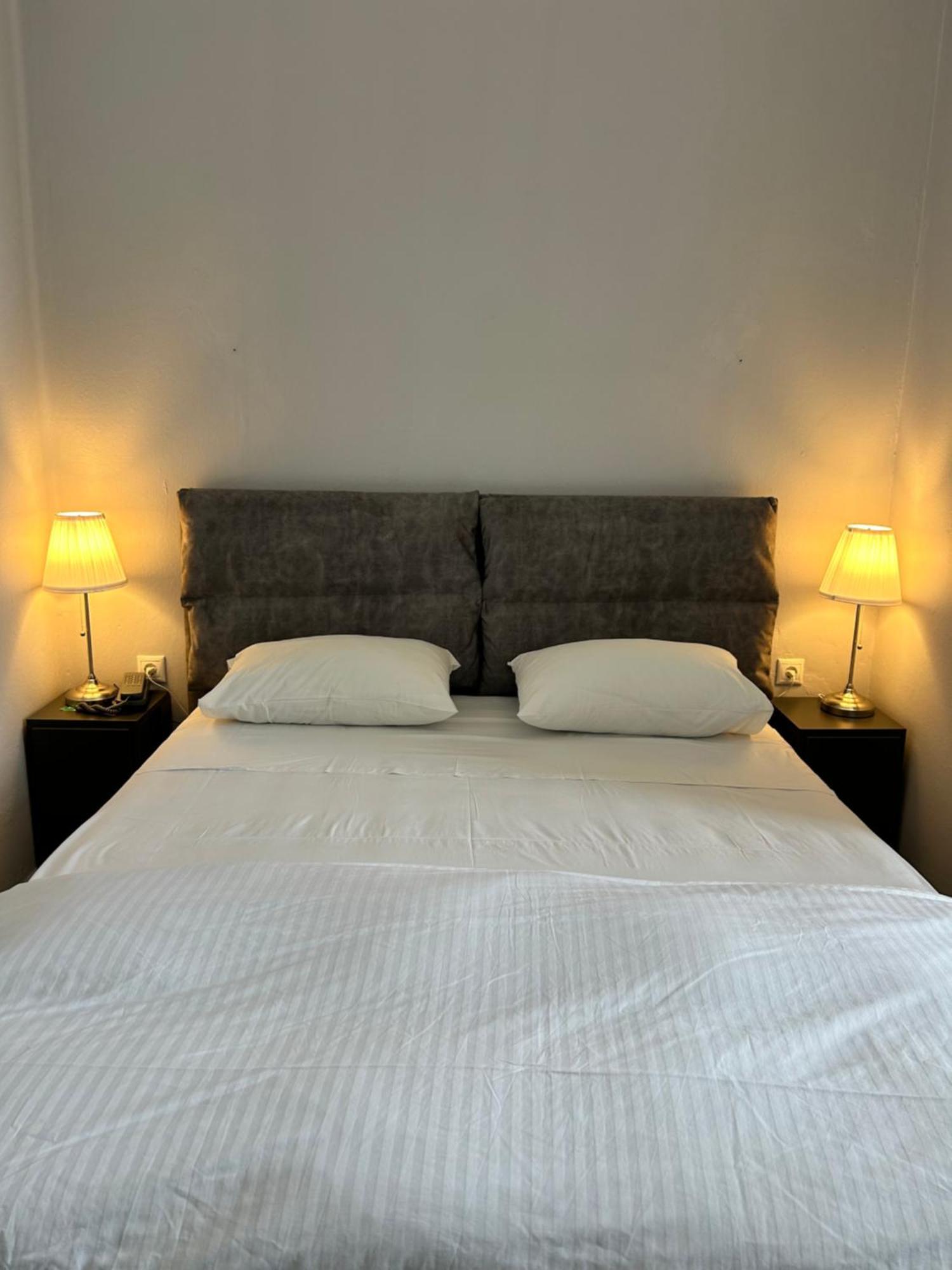 Tinion Urban Hotel Tínos Buitenkant foto